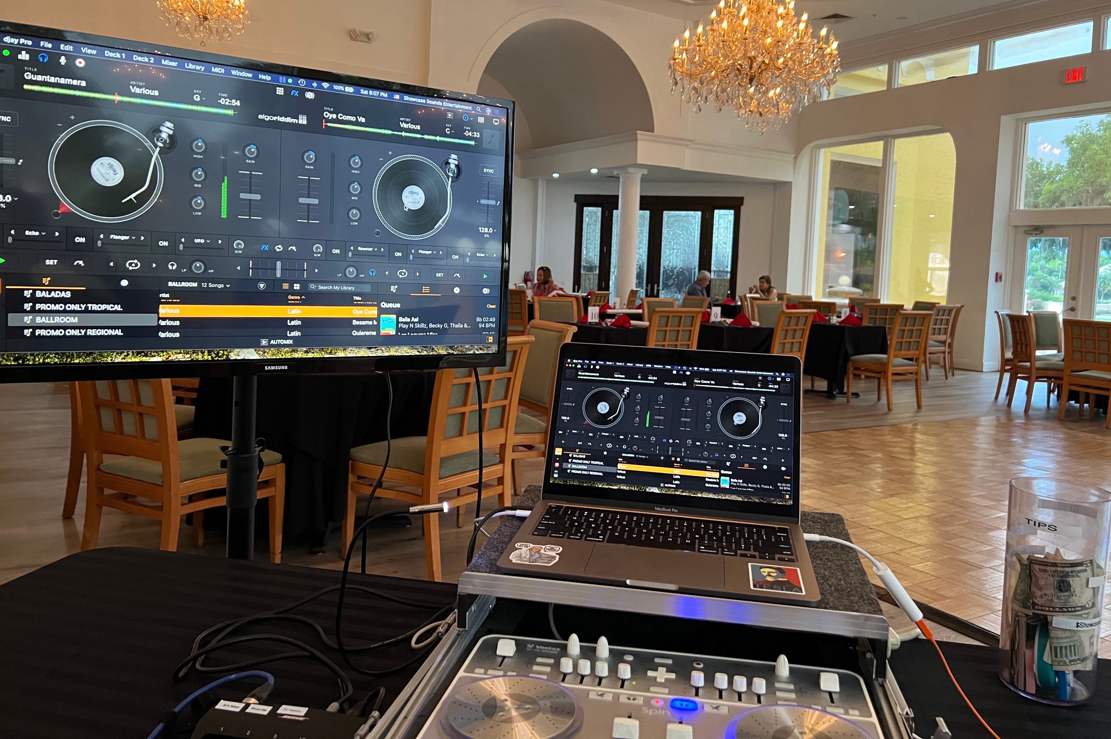 DJ ENTERTAINMENT
